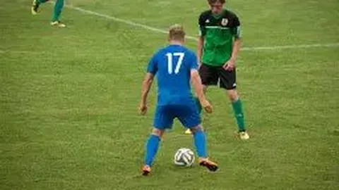 刘诗雯女乒世界杯再获冠军，击败朱雨玲实现五连冠