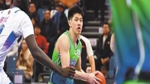 蒯纪闻夺冠辉煌瞬间：首冠荣光，感激每步同行之旅